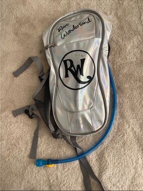 RAVE WONDERLAND Iridescent Silver Hydration Backpack with Blue Tube
